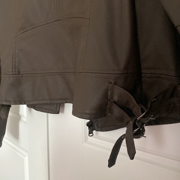 Jacket ! - Picture 4 of 4